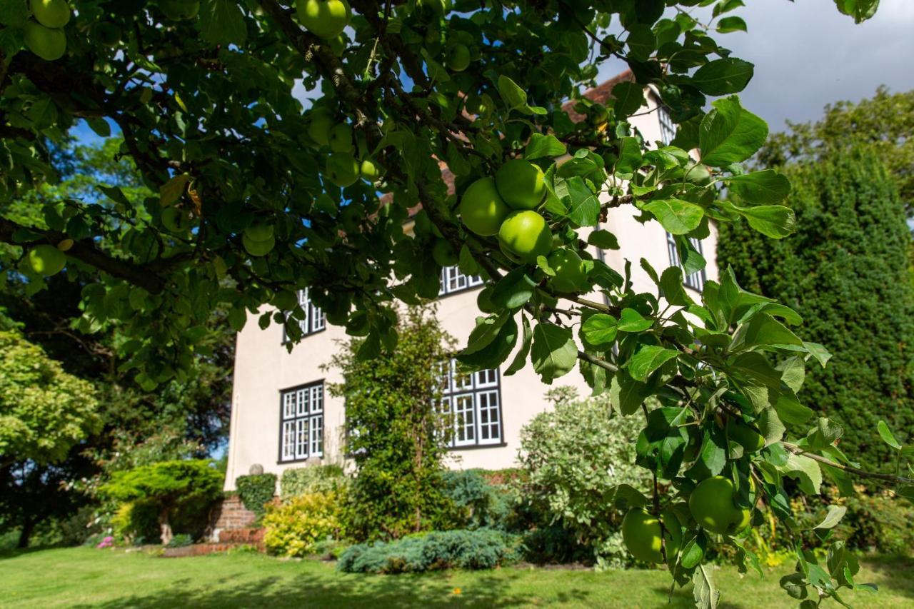 Pounce Hall -Stunning Historic Home In Rural Essex Saffron Walden Extérieur photo