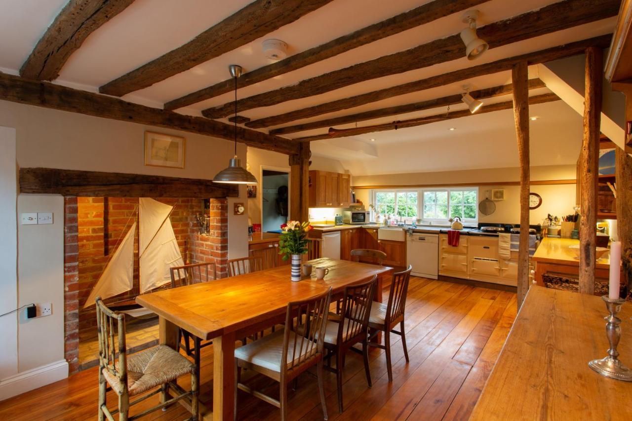 Pounce Hall -Stunning Historic Home In Rural Essex Saffron Walden Extérieur photo