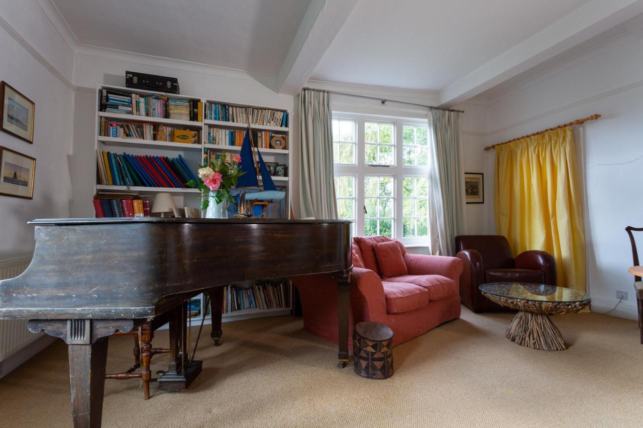 Pounce Hall -Stunning Historic Home In Rural Essex Saffron Walden Extérieur photo