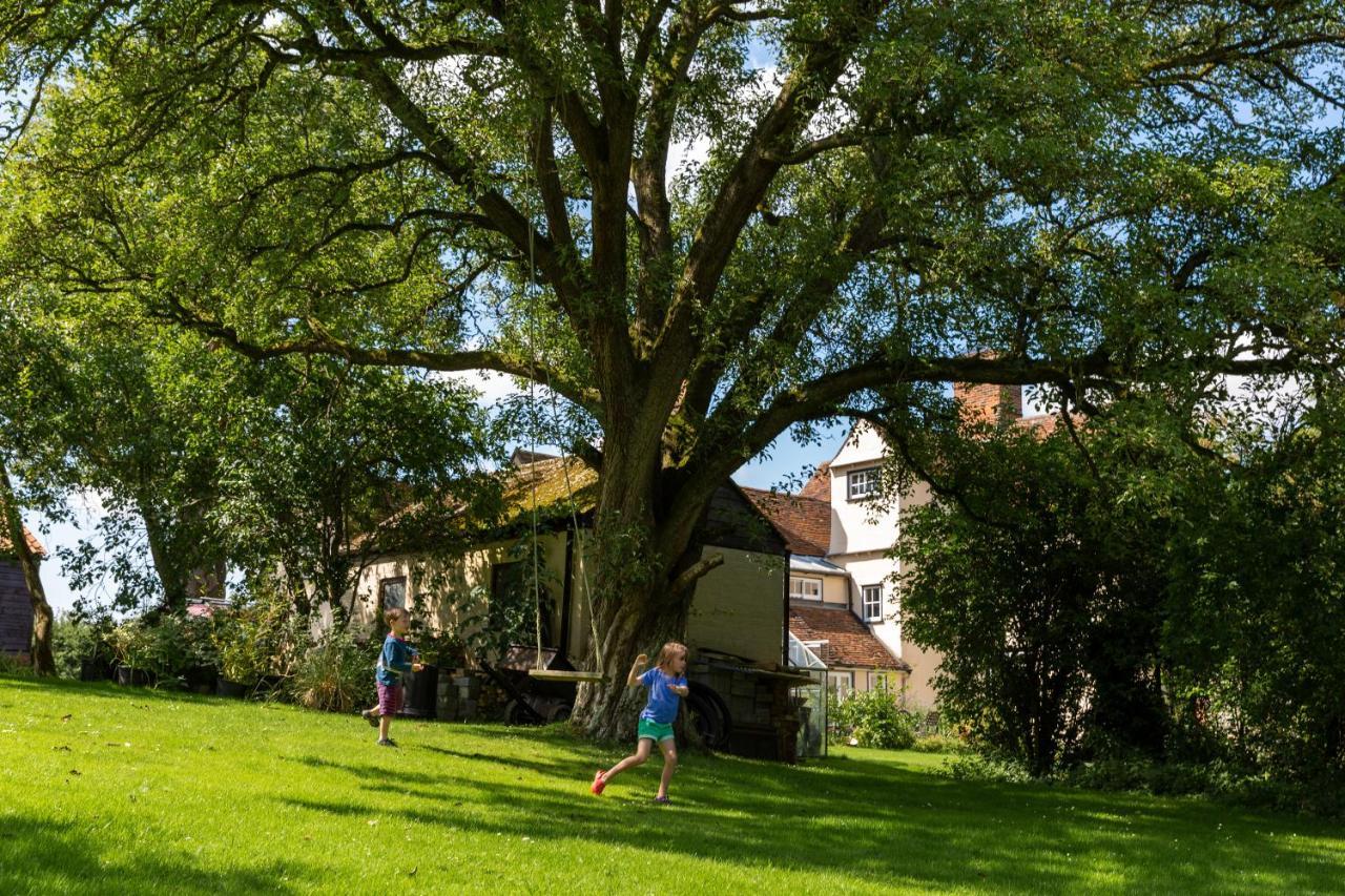 Pounce Hall -Stunning Historic Home In Rural Essex Saffron Walden Extérieur photo