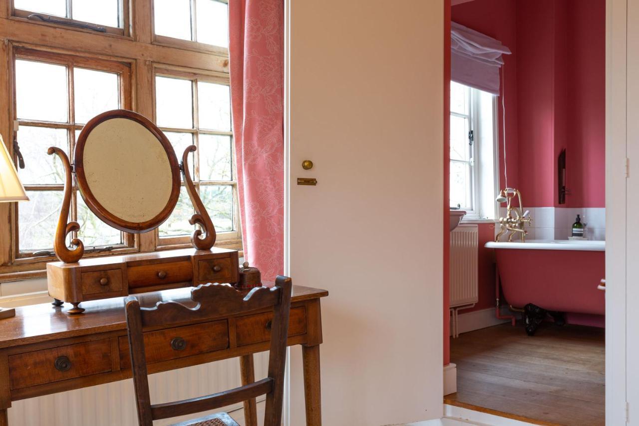 Pounce Hall -Stunning Historic Home In Rural Essex Saffron Walden Extérieur photo