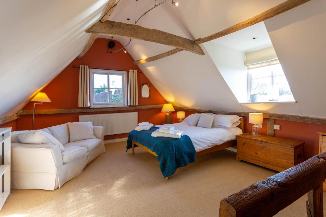 Pounce Hall -Stunning Historic Home In Rural Essex Saffron Walden Extérieur photo